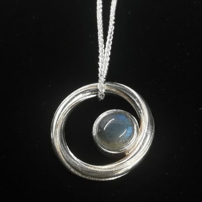 silver and labradorite pendant