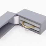 Wedding Band in 18ct Gold - Twist Continuum Ring